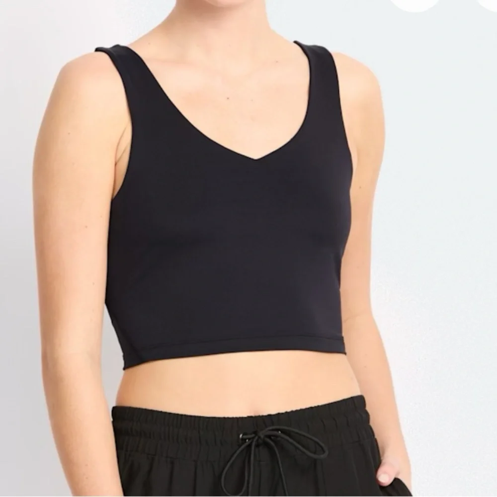 Classic Black Women's Top - Picture 2 of 2